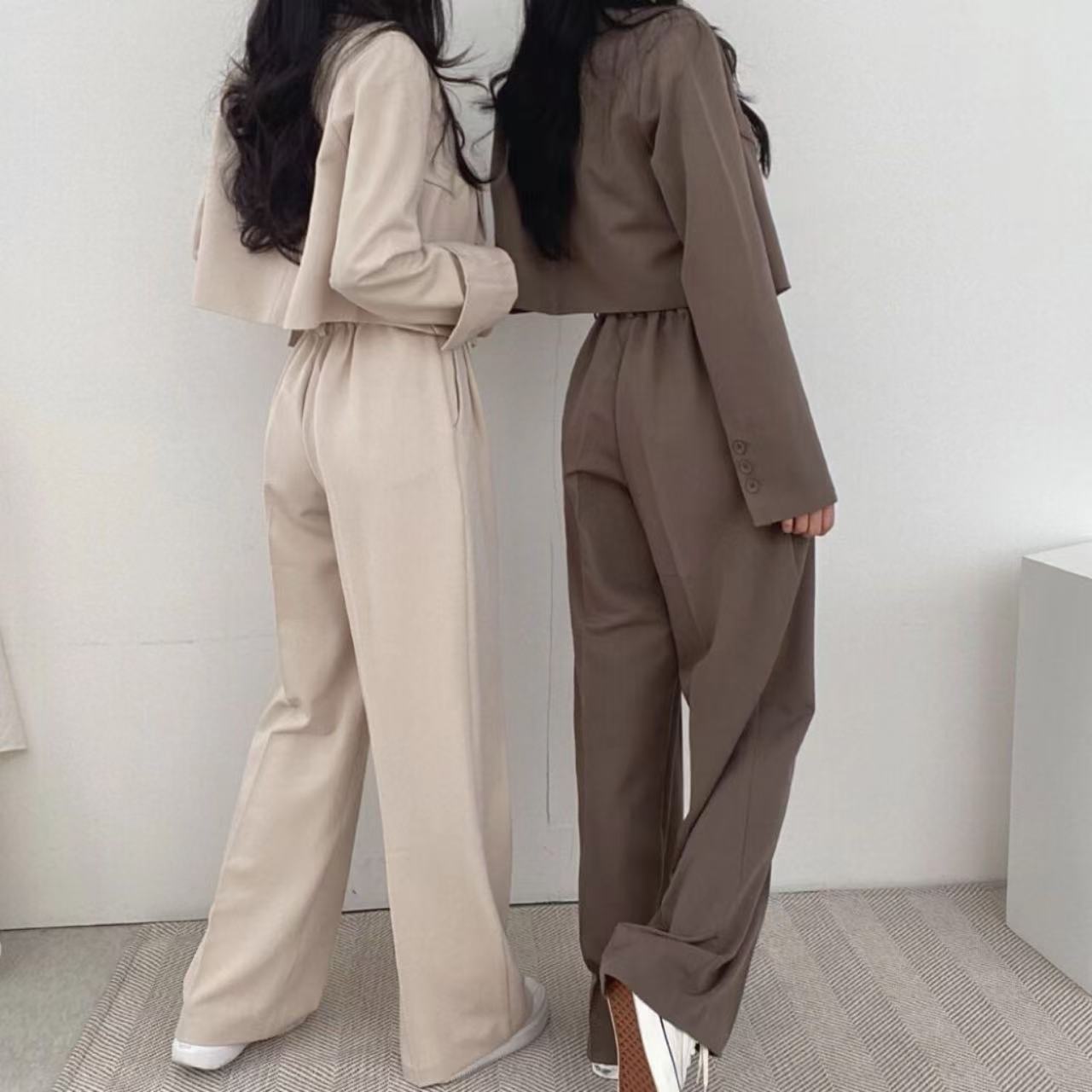 骨格ウェーブ服ベーシックセットアップ