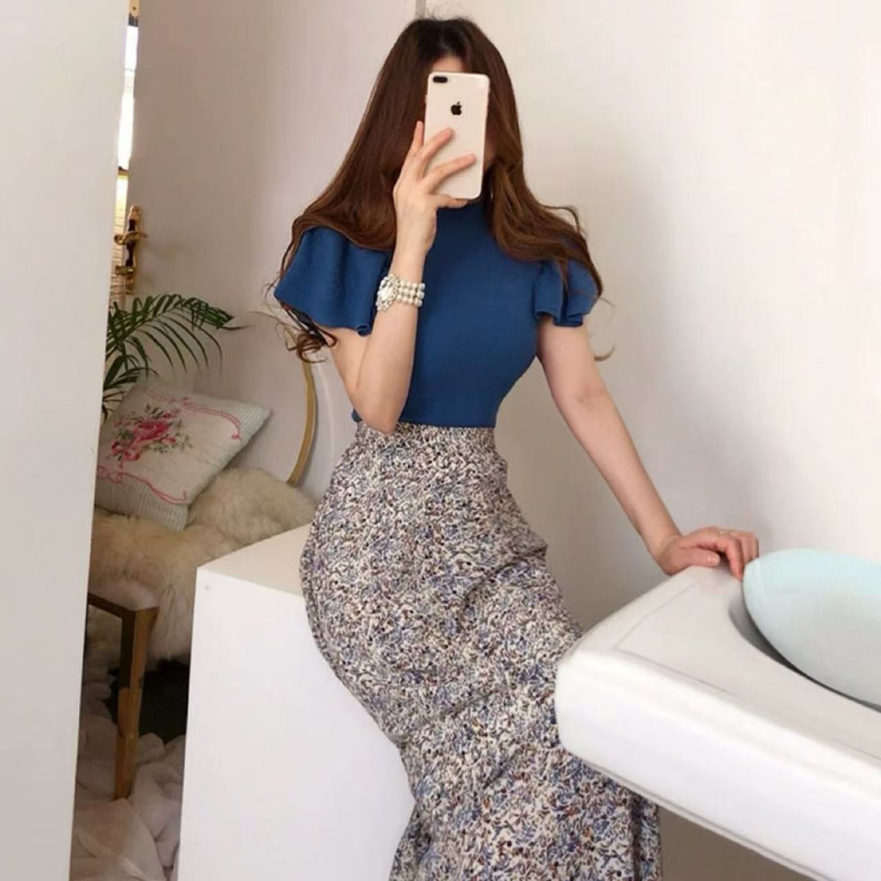 骨格ウェーブ フリルニットトップス&ハイウエスト花柄フレアスカートセットアップ