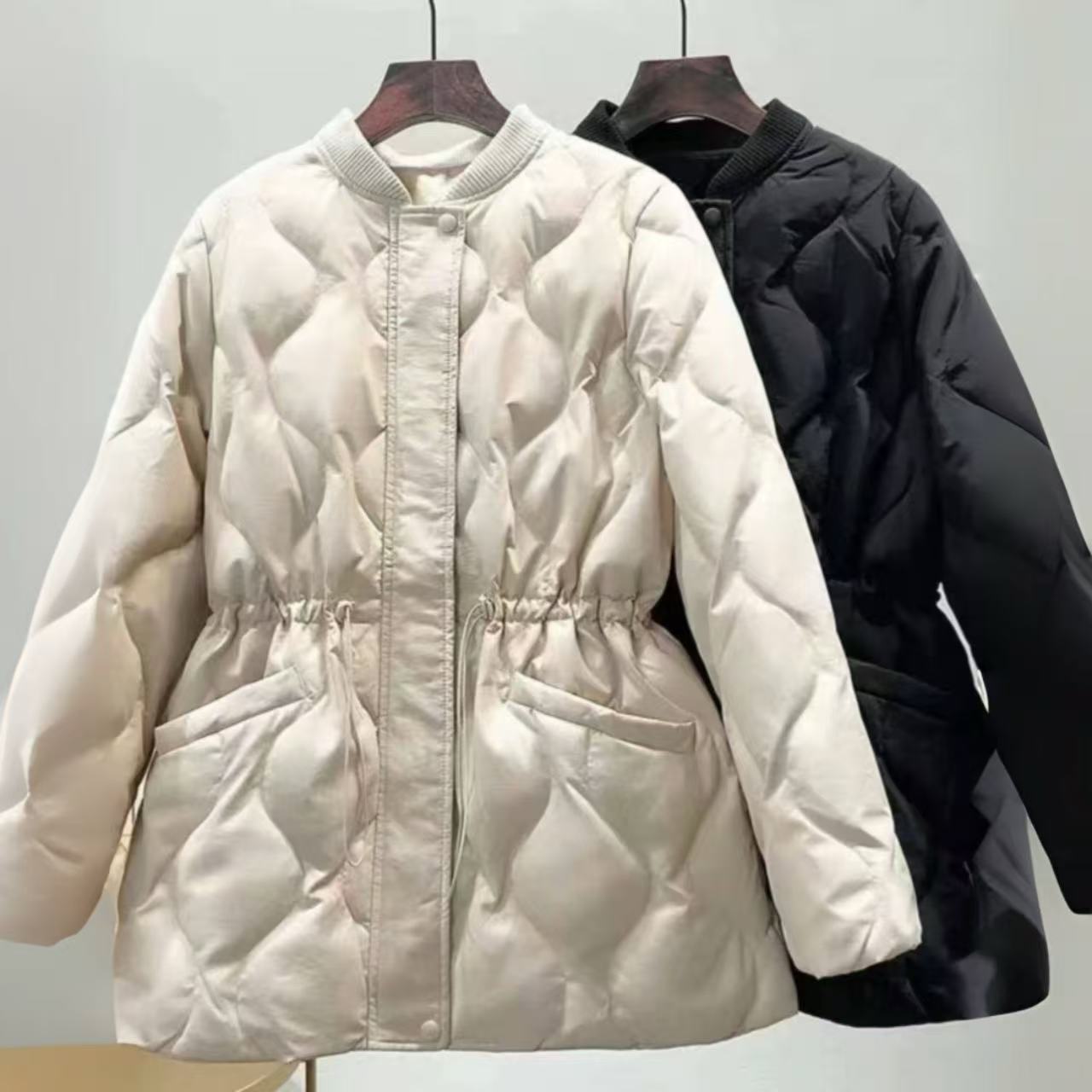 骨格ウェーブ服ウエストマーク付きキルティングアウター