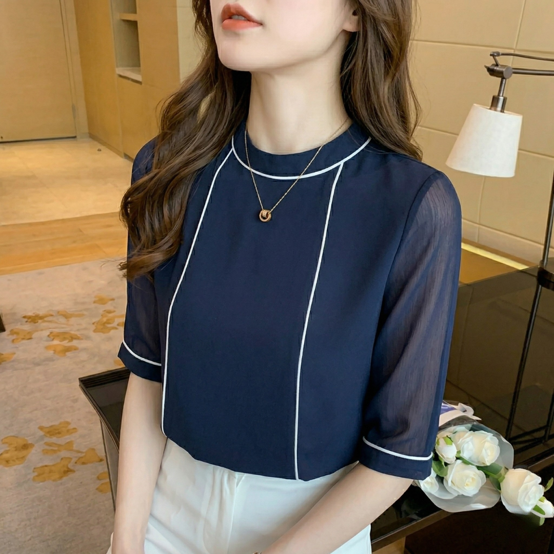 骨格ウェーブ 華奢見せ シアー五分袖ブラウス