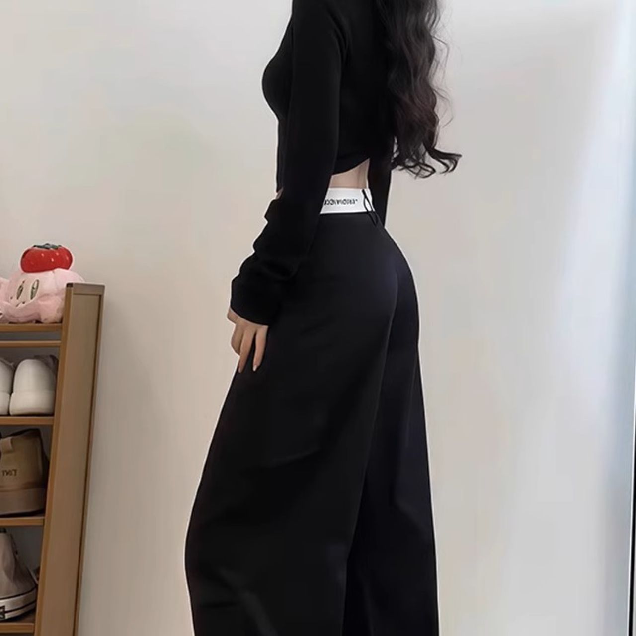 骨格ウェーブ ハイウエスト ワイドパンツ ブラック 脚長見え カジュアル ロング丈
