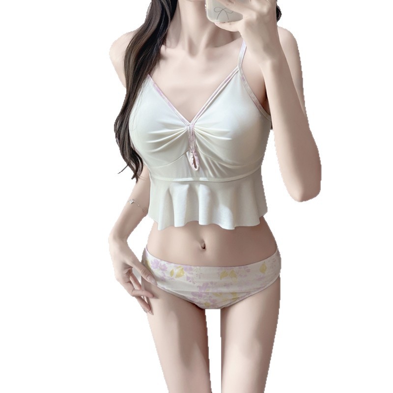 骨格ウェーブ ペプラムビスチェ×美脚フレアスカート セパレート水着