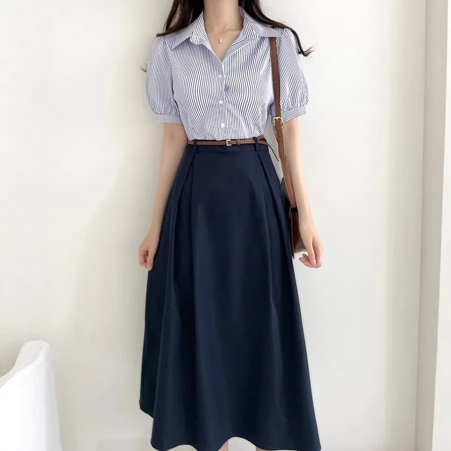 骨格ウェーブ ふんわり袖×揺れ感フレア 上品ドッキングシャツワンピース