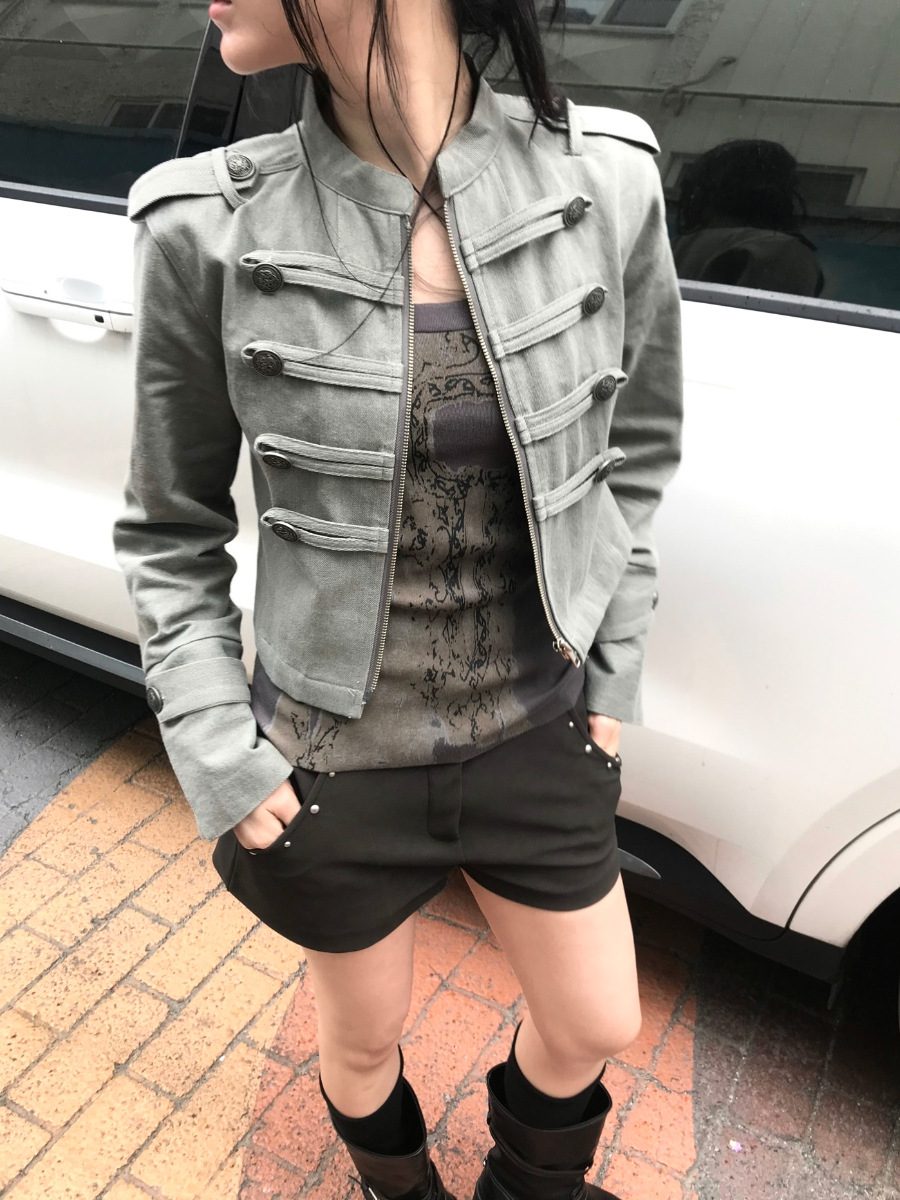 骨格ウェーブ  大人可愛いフレンチシック ナポレオン風ショートジャケット