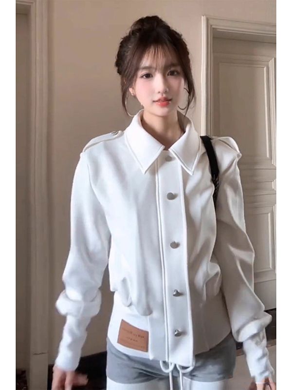骨格ウェーブ すっきり美人 襟付きフォルムジャケット