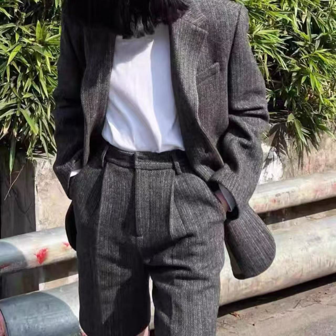 骨格ウェーブ トライプウールスーツジャケット＆ショーツ セットアップ