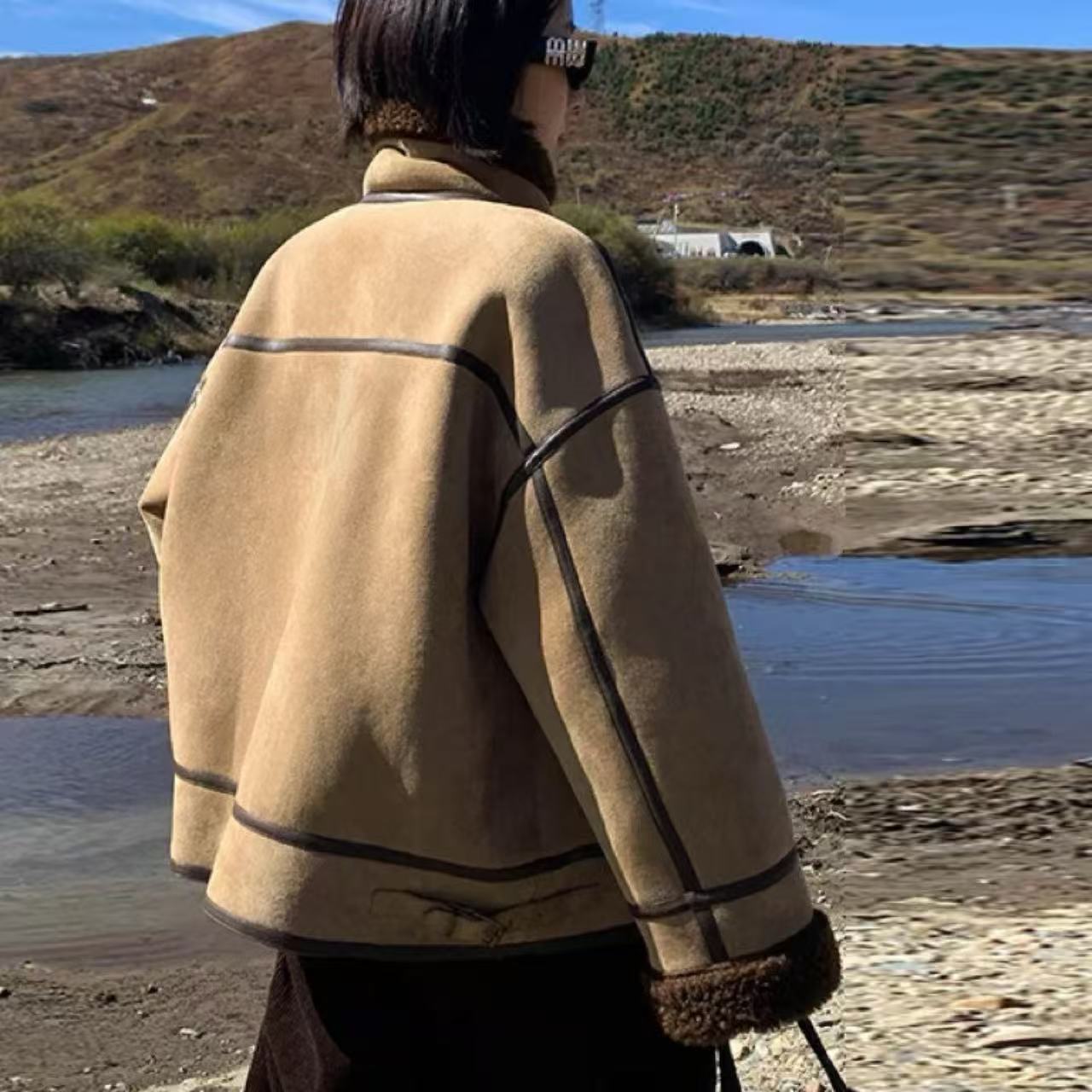 骨格ウェーブ レトロ メラードカラー フェイクファーフリース ショートジャケット