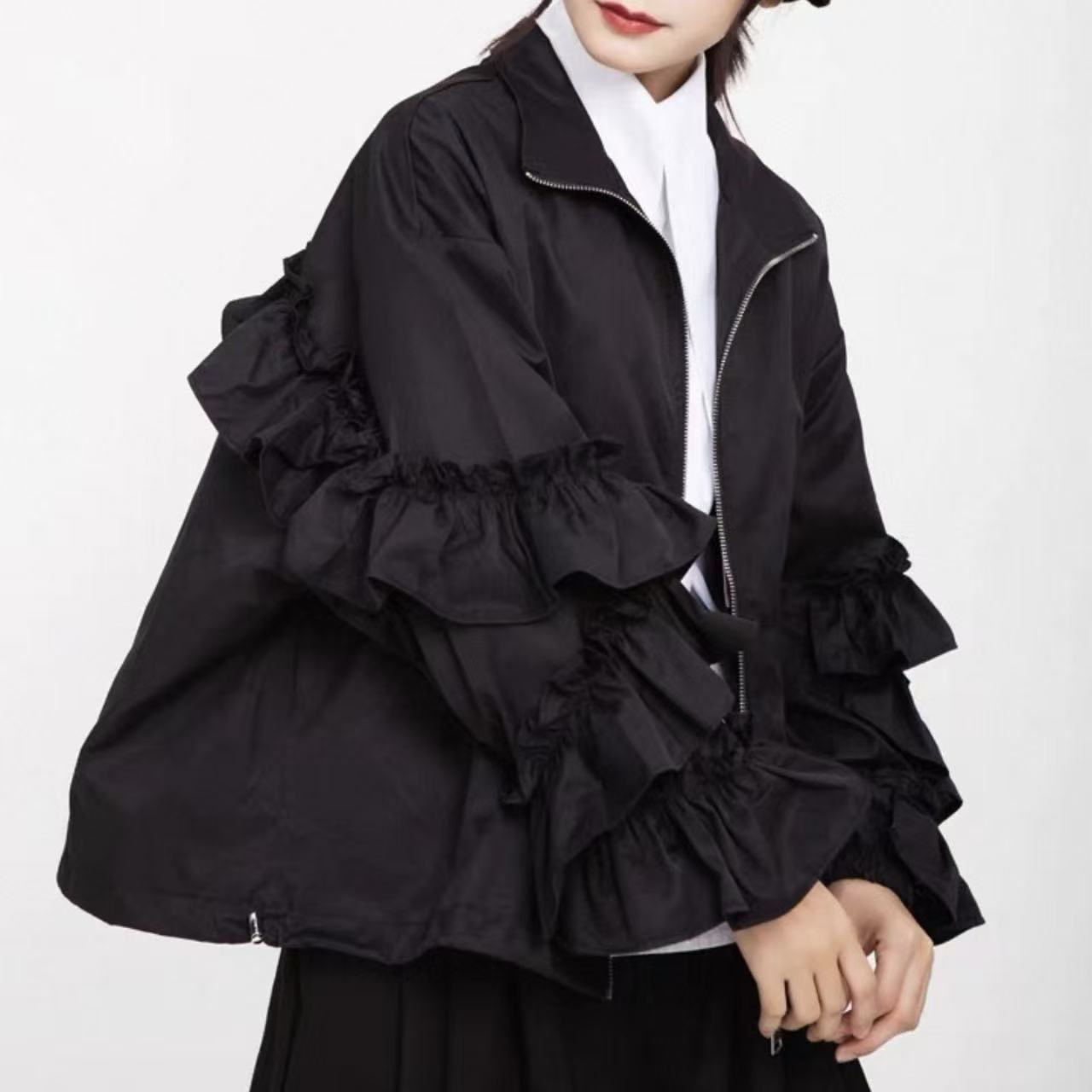 骨格ウェーブ フリルパフスリーブ 薄手ジップアップジャケット