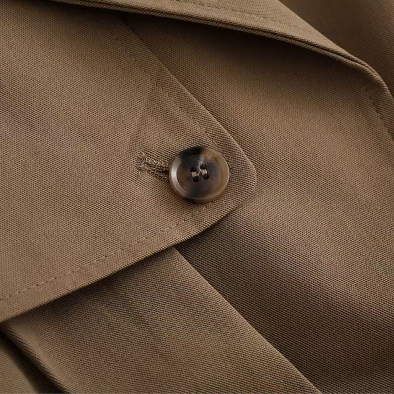 骨格ウェーブ レトロ ダブルブレストショートトレンチコート 