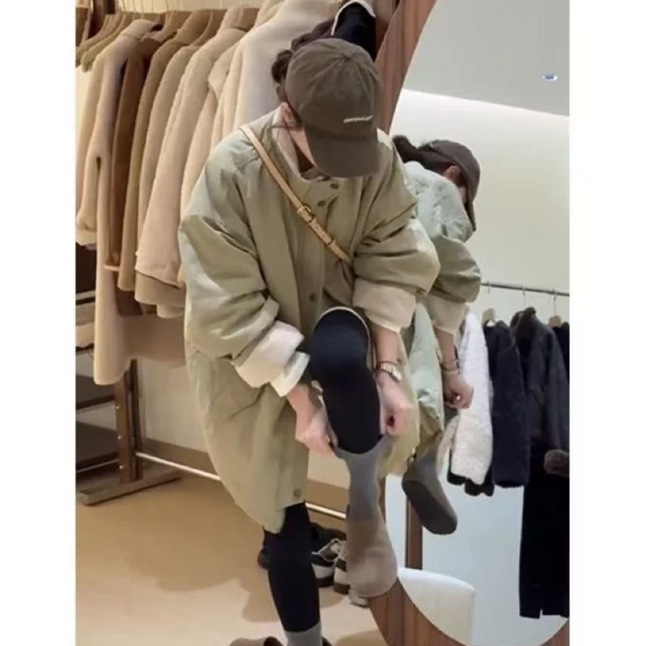 骨格ウェーブ ミドル丈 裏起毛トレンチコート スタンドカラーパーカー