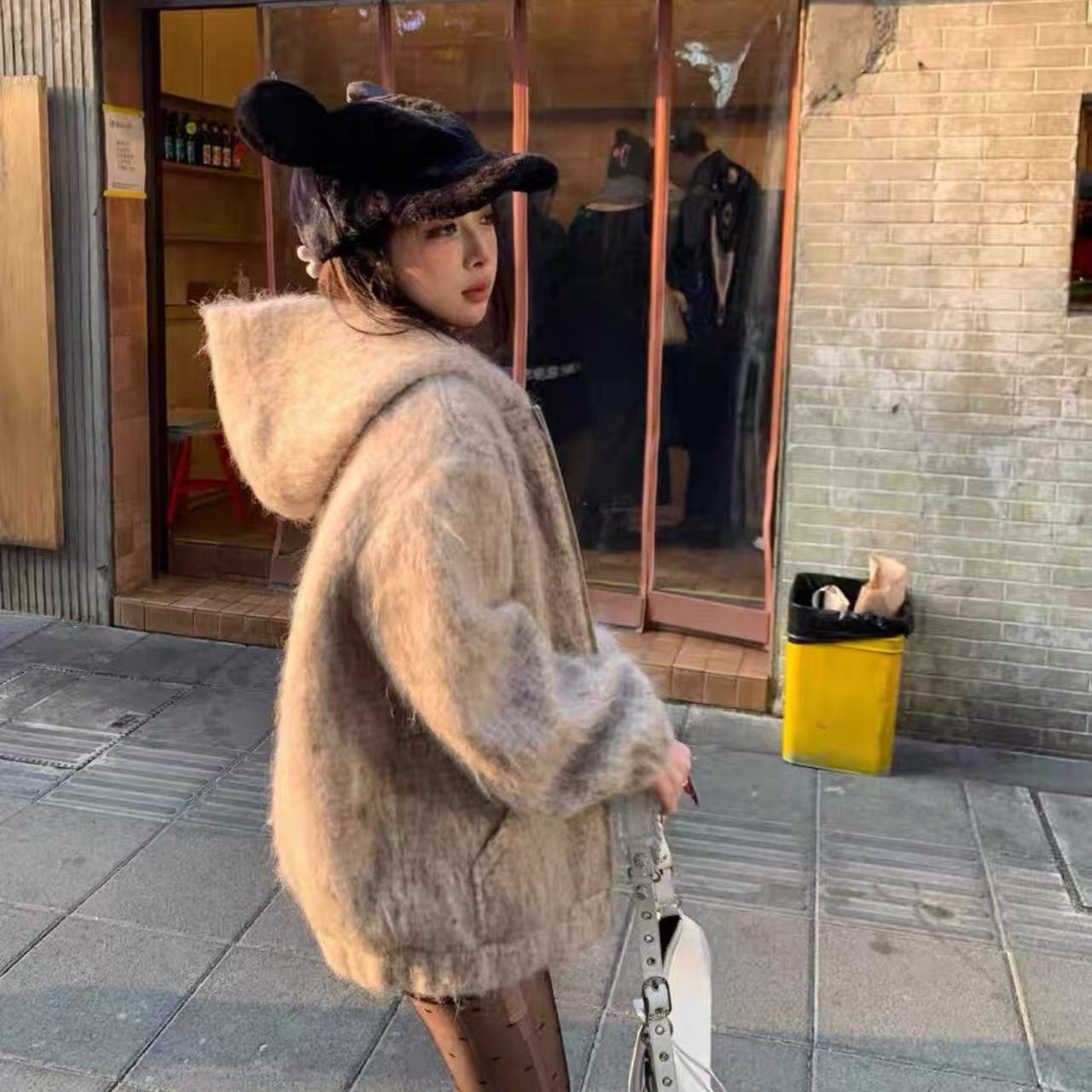 骨格ウェーブ もこもこ フード付き ニットパーカー ゆったり