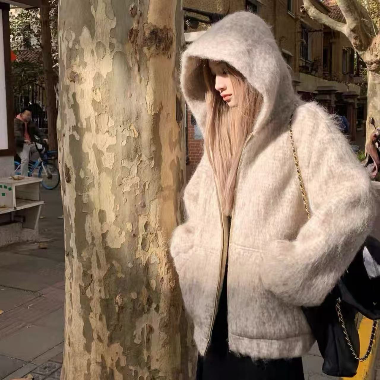 骨格ウェーブ もこもこ フード付き ニットパーカー ゆったり