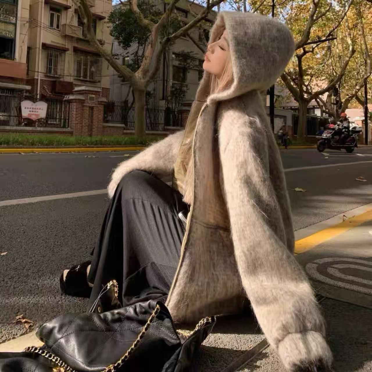 骨格ウェーブ もこもこ フード付き ニットパーカー ゆったり