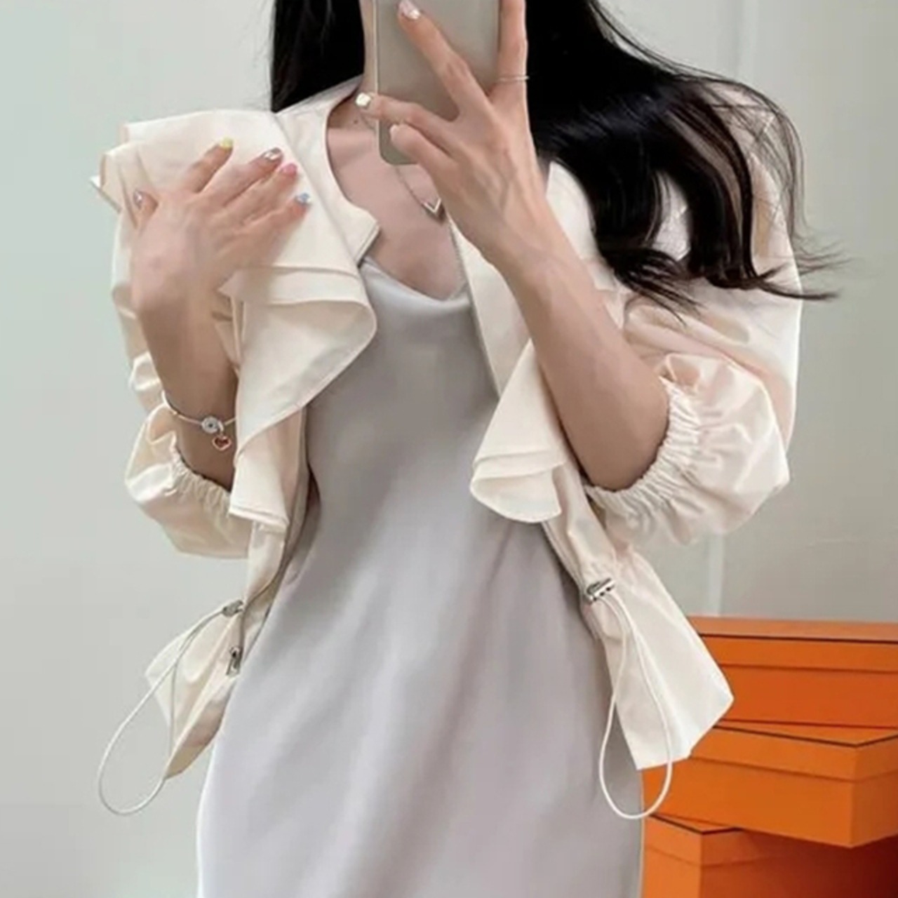 骨格ウェーブ フリル トレンチコート ドローストリング ウエストシェイプ ショート丈