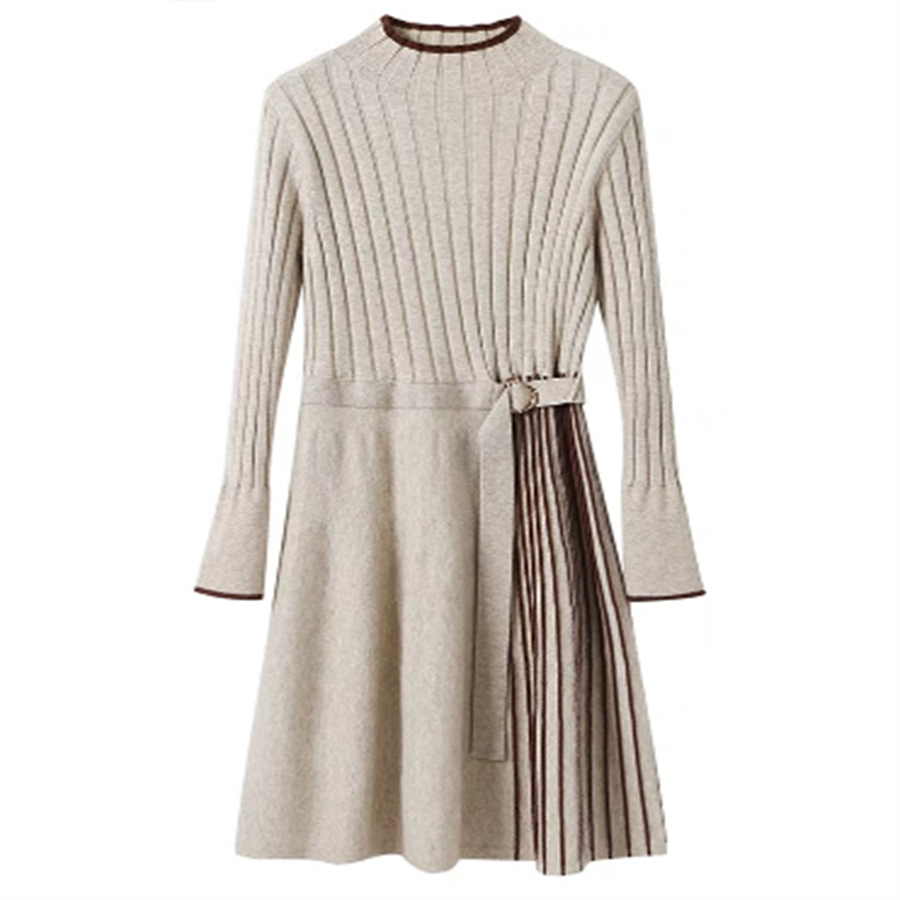 骨格ウェーブ サイドプリーツニットワンピース（ひざ丈）