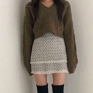 骨格ウェーブ バックリボン Vネック ケーブルニット