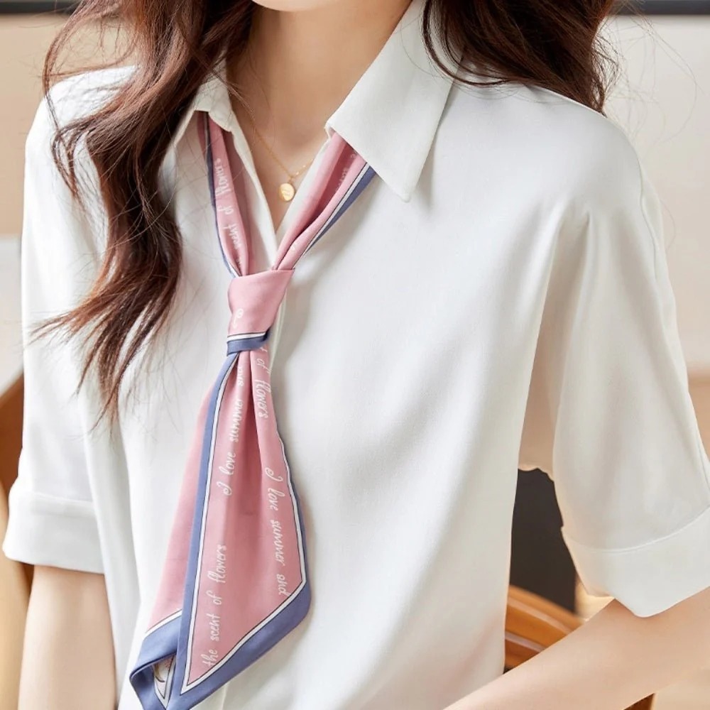 骨格ウェーブ とろみ素材 フローラルボウタイ5分袖ブラウス