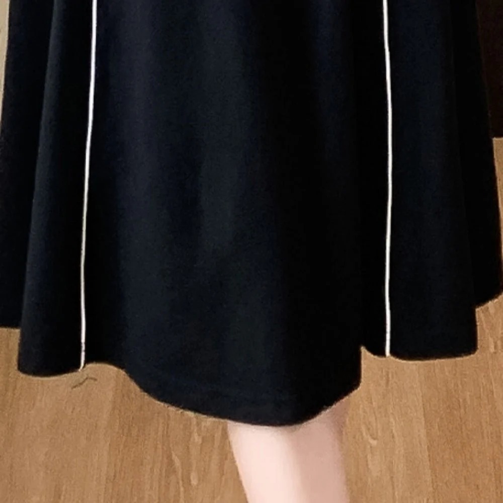 骨格ウェーブ 美バランス切替ライン フィット＆フレアワンピース