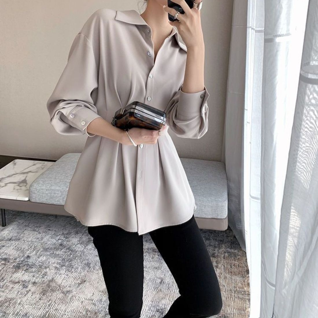 骨格ウェーブ バックプリーツ シャツブラウス