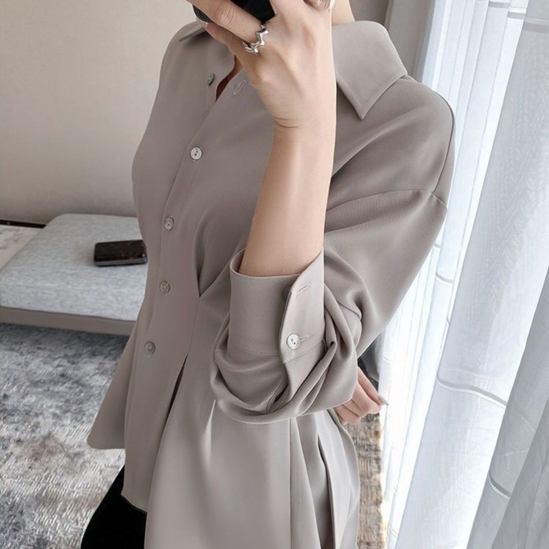 骨格ウェーブ バックプリーツ シャツブラウス