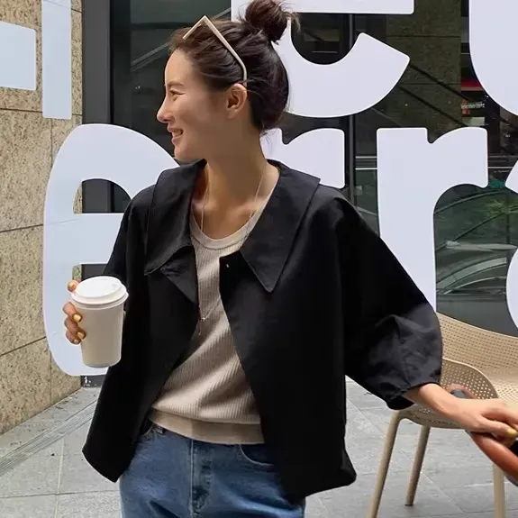 骨格ウェーブ 美シルエット 襟付き ライトアウター