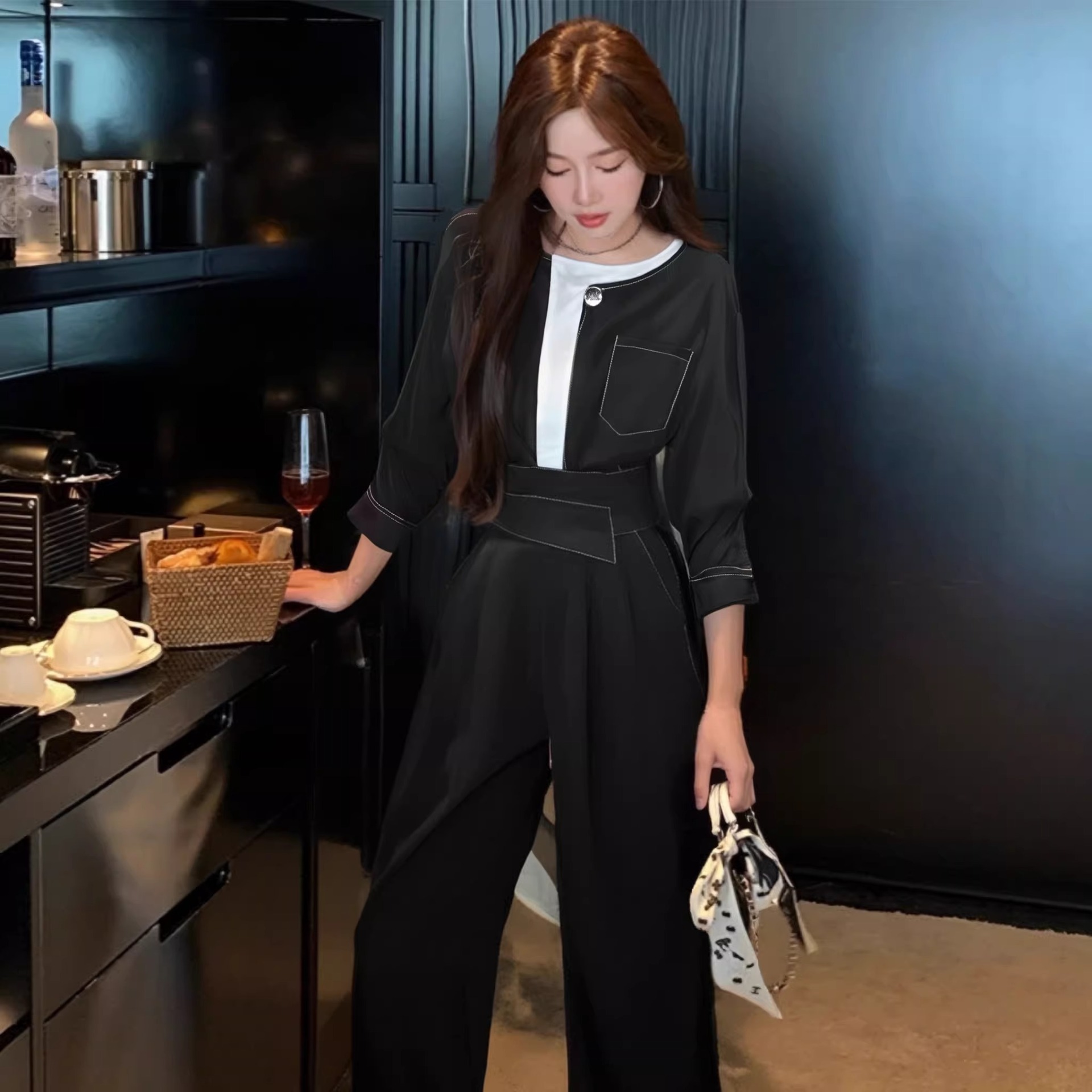 骨格ウェーブ 配色セットアップ（ブラウス＆ワイドパンツ）