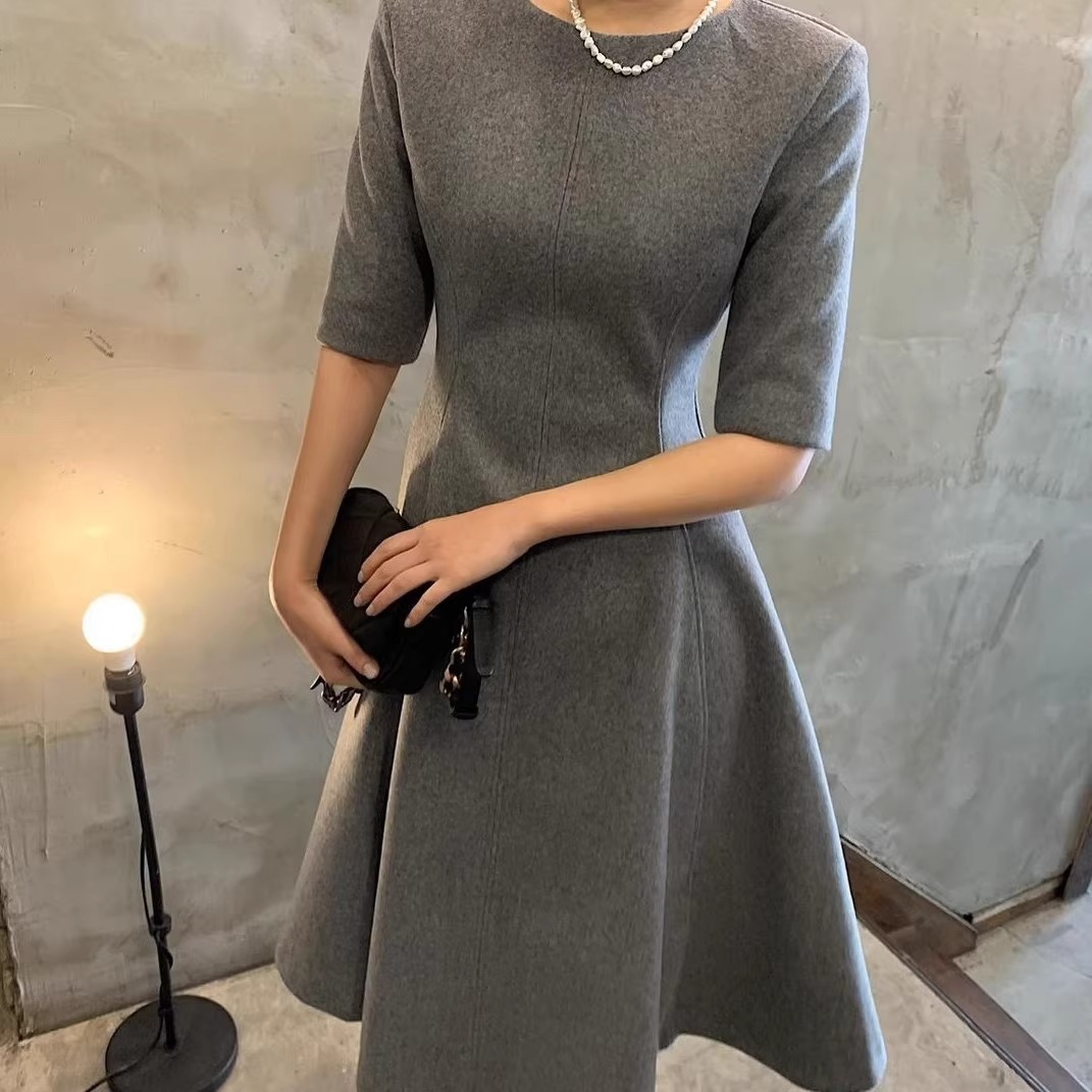 骨格ウェーブ上品ミモレ丈 5分袖フレアワンピース