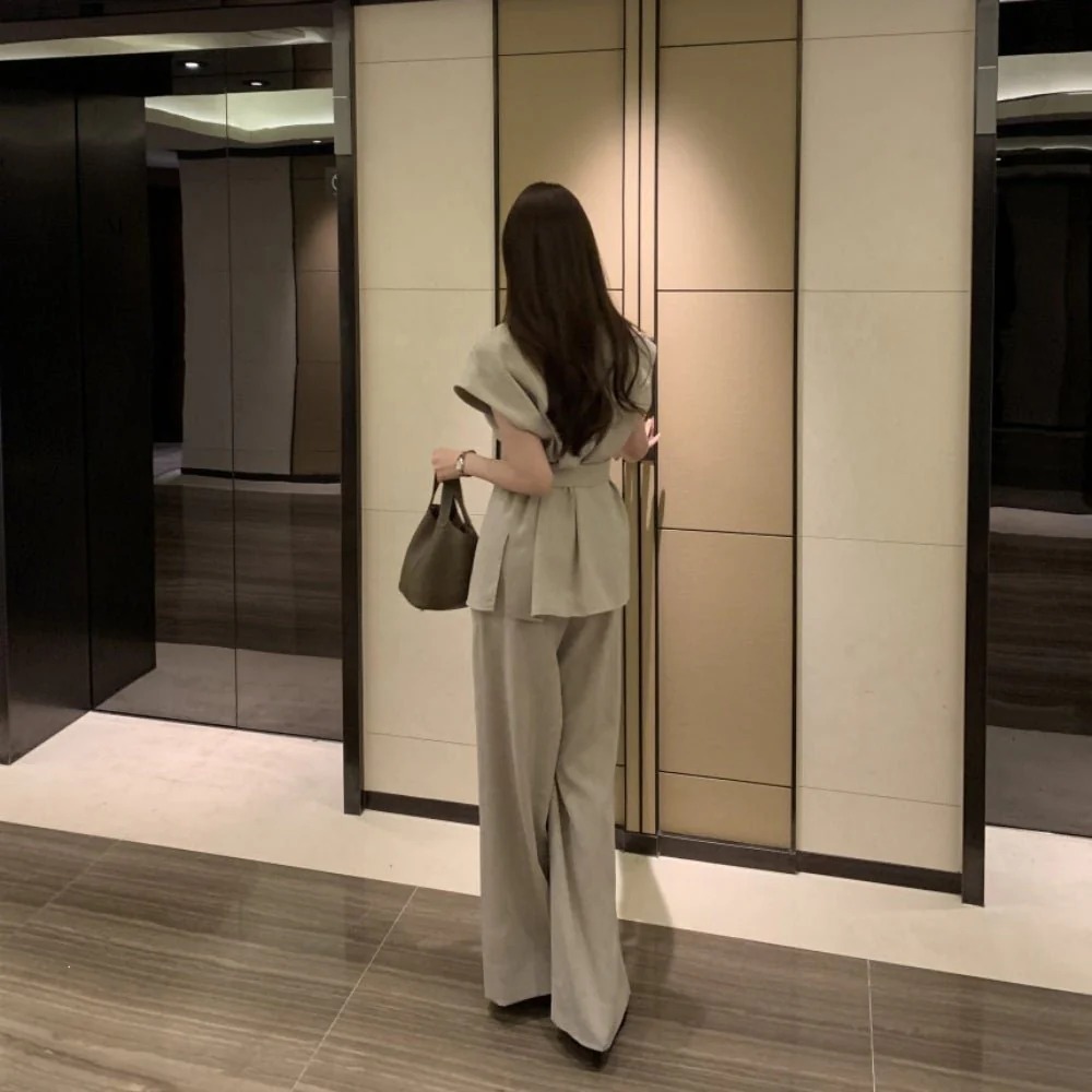 骨格ウェーブ 美くびれメイク・セットアップ フレンチスリーブシャツ＆ワイドパンツ