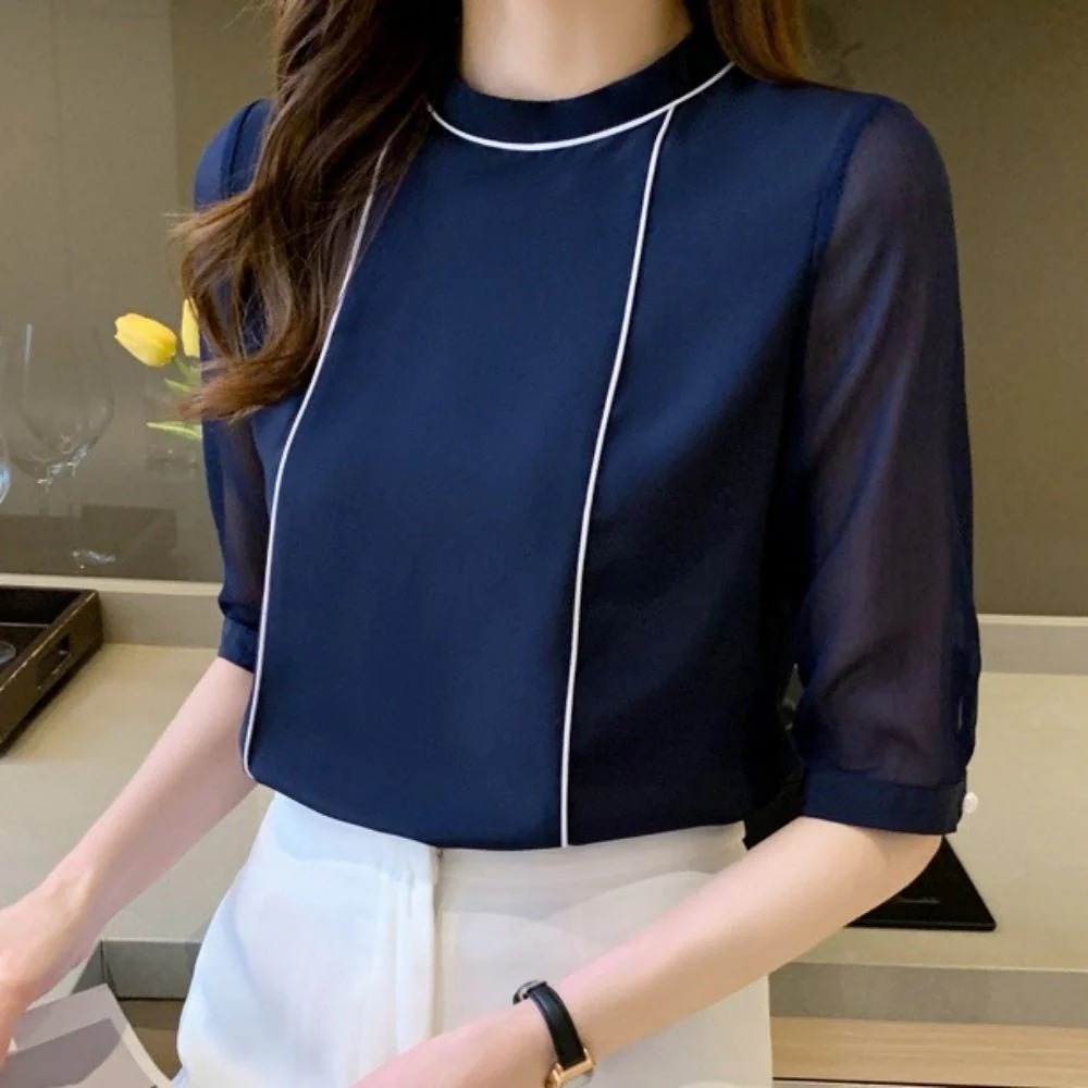 骨格ウェーブ 華奢見せ シアー五分袖ブラウス