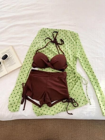 骨格ウェーブ ドット柄シアーカバーアップ付き 3ピースビキニ水着