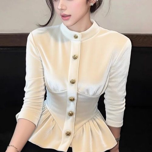 骨格ウェーブ 着るだけでくびれメイク クラシカルペプラムトップス