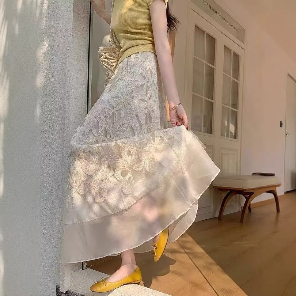 骨格ウェーブ 美脚見え エアリーレース フレアロングスカート