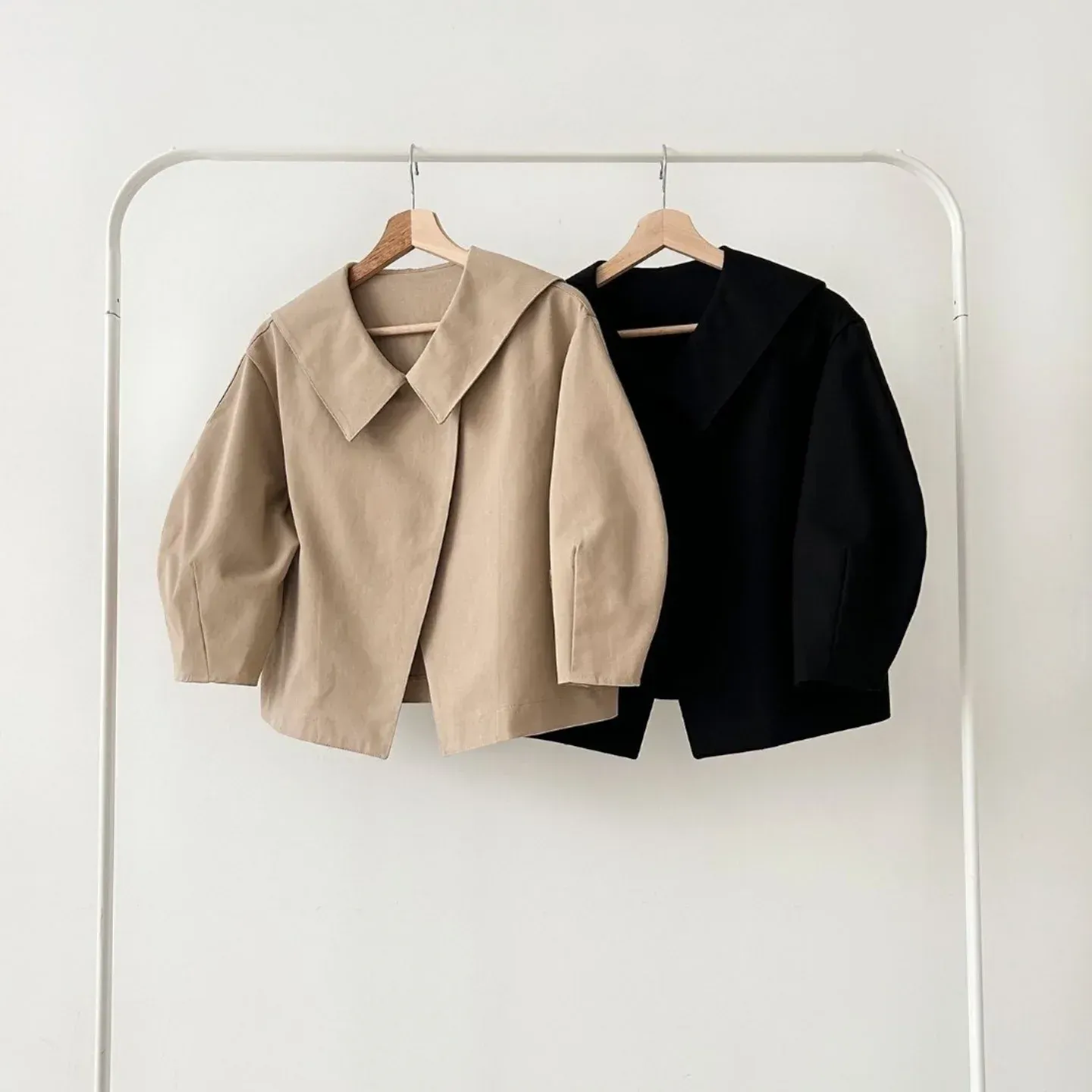 骨格ウェーブ 美シルエット 襟付き ライトアウター