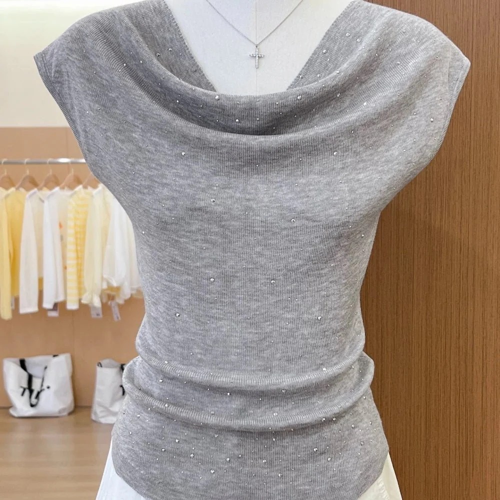 骨格ウェーブ ふんわり華奢魅せ ドレープネックニットトップス