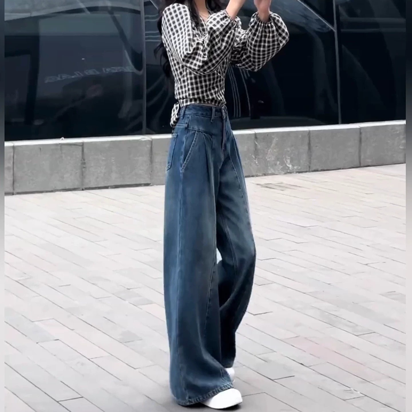 骨格ウェーブ 脚長メイク ハイウエスト タックデニム