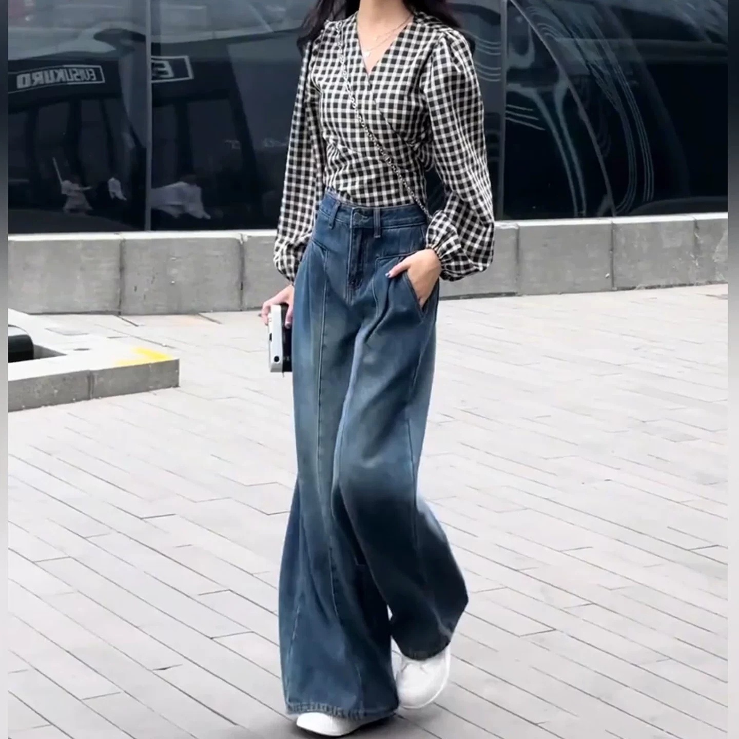 骨格ウェーブ 脚長メイク ハイウエスト タックデニム