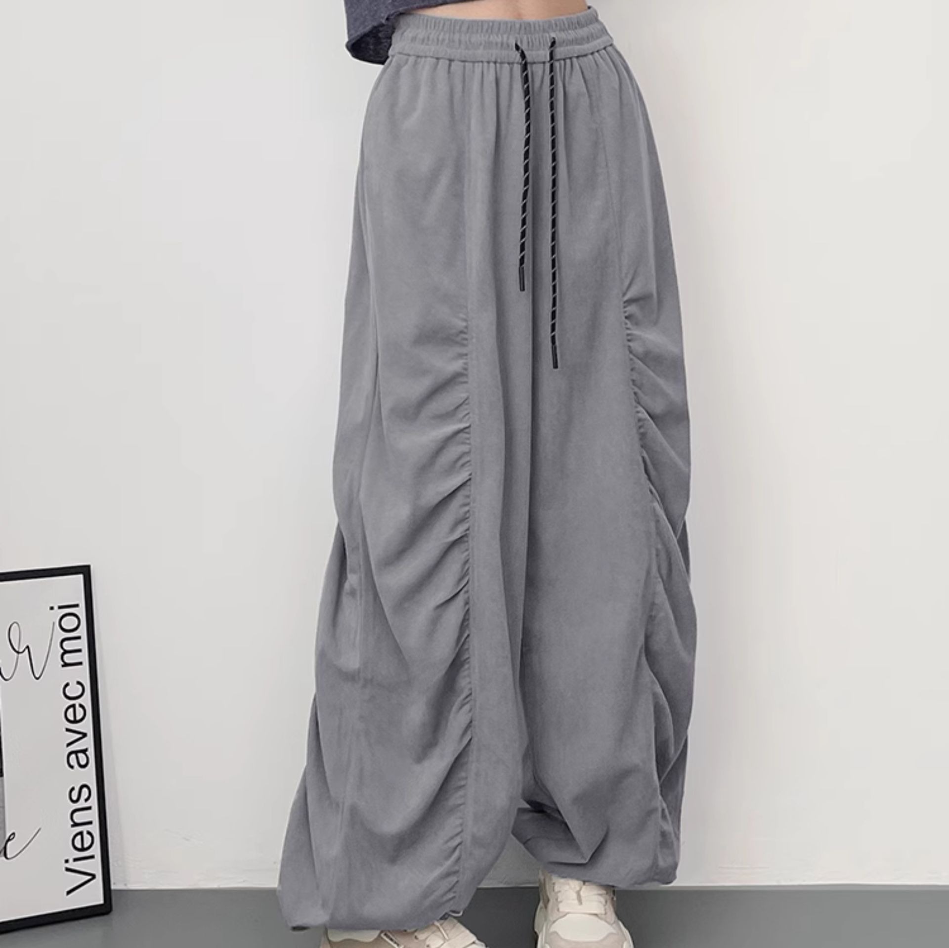 骨格ウェーブ ギャザーデザイン イージーカーブパンツ