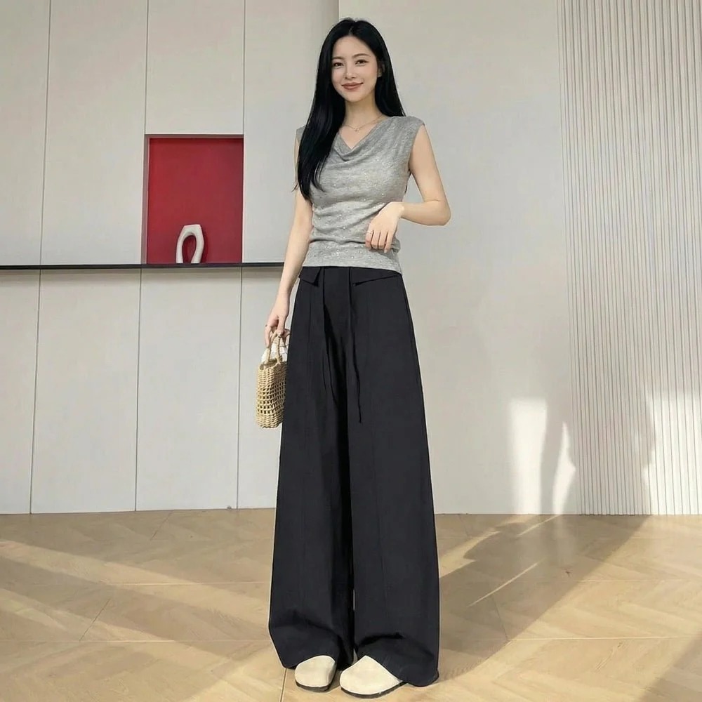 骨格ウェーブ ふんわり華奢魅せ ドレープネックニットトップス