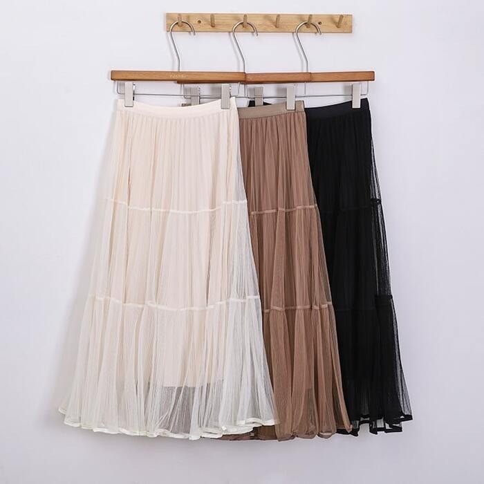 骨格ウェーブ フレアチュールスカート