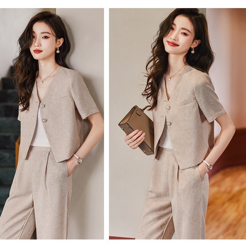 骨格ウェーブ ノーカラーパールボタンジャケット＆パンツ セットアップ