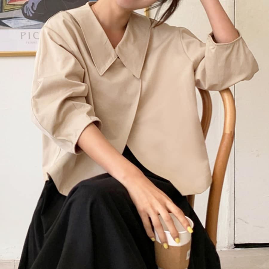 骨格ウェーブ 美シルエット 襟付き ライトアウター