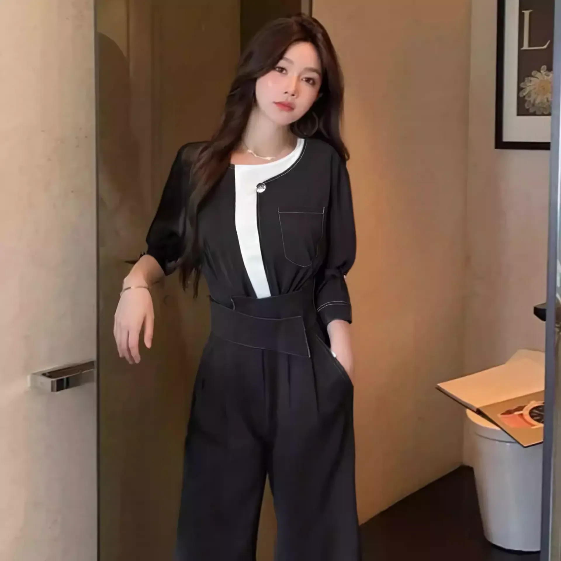 骨格ウェーブ 配色セットアップ（ブラウス＆ワイドパンツ）