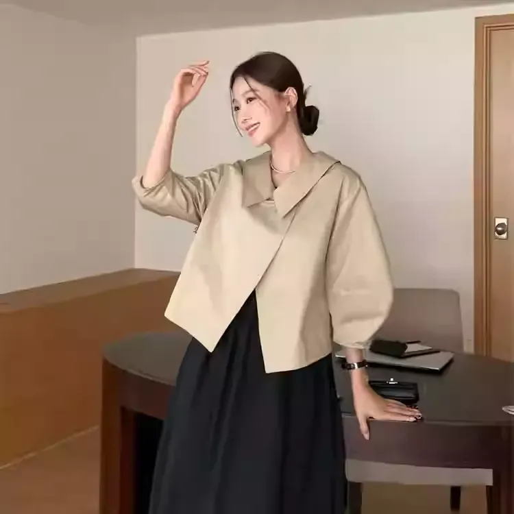 骨格ウェーブ 美シルエット 襟付き ライトアウター