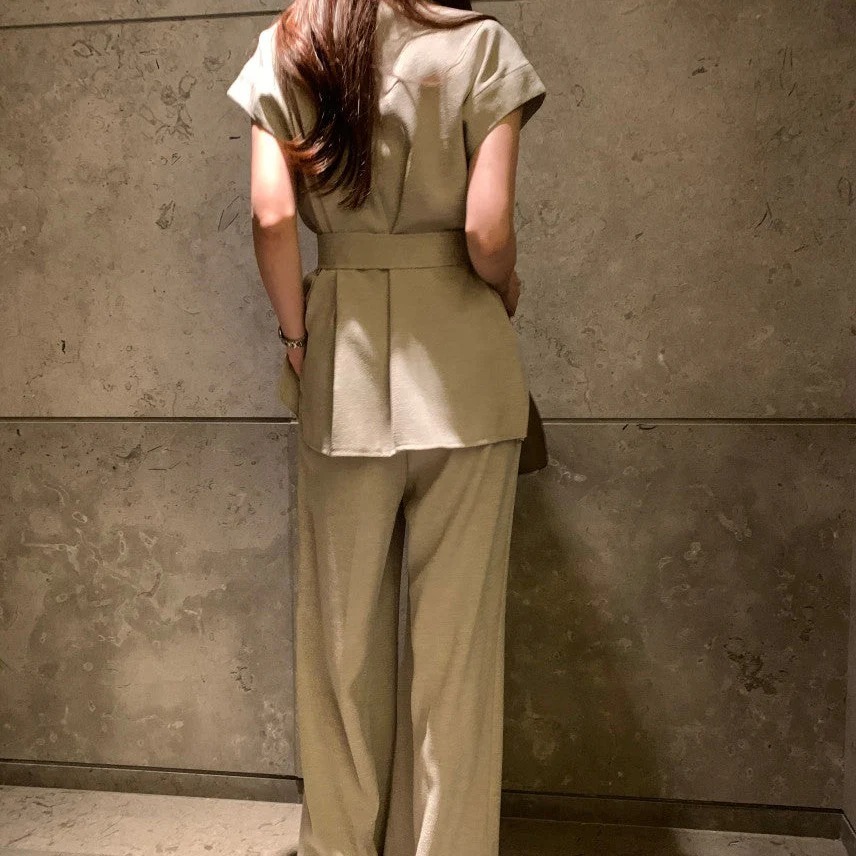 骨格ウェーブ 美くびれメイク・セットアップ フレンチスリーブシャツ＆ワイドパンツ