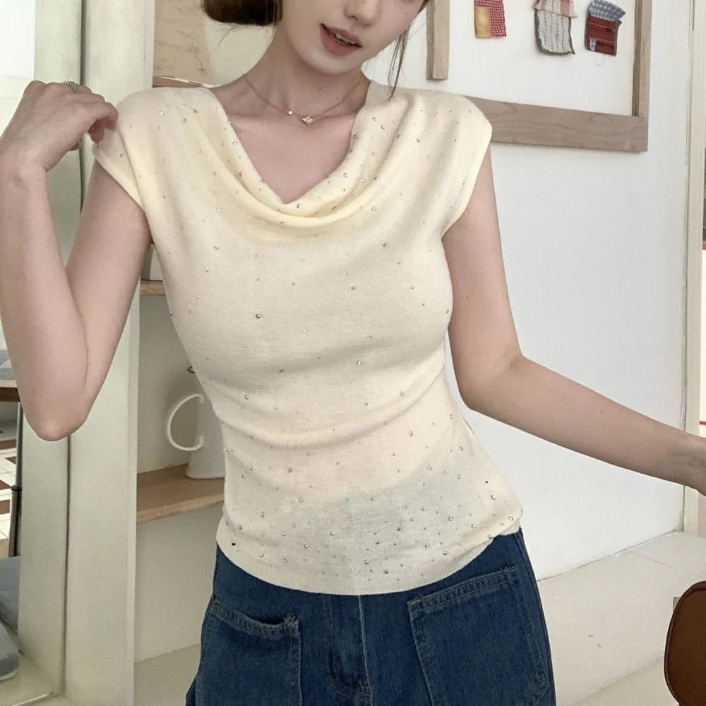 骨格ウェーブ ふんわり華奢魅せ ドレープネックニットトップス