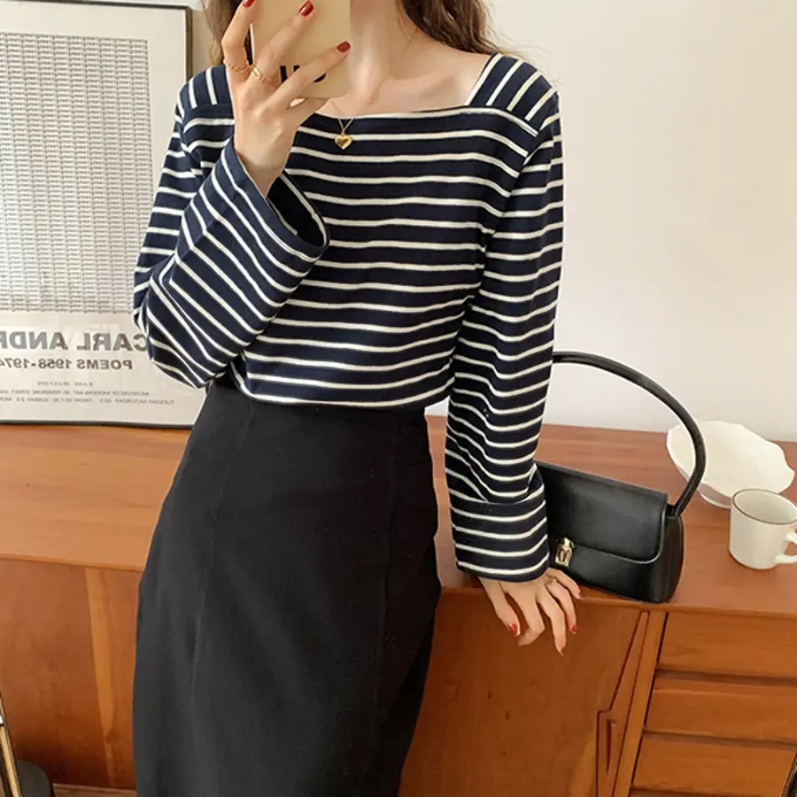 骨格ウェーブ スクエアネックボーダーTシャツ