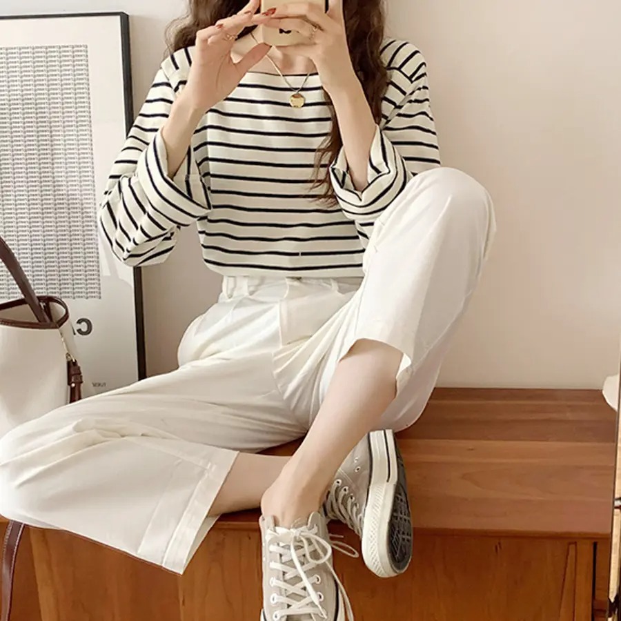 骨格ウェーブ スクエアネックボーダーTシャツ