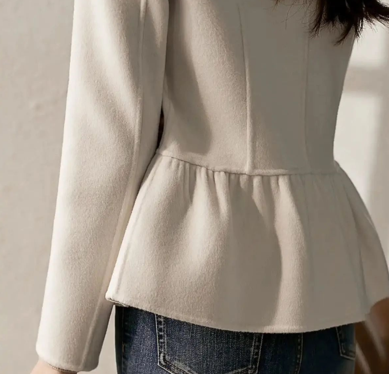 骨格ウェーブ 上品スタンドカラー へプラムジャケット