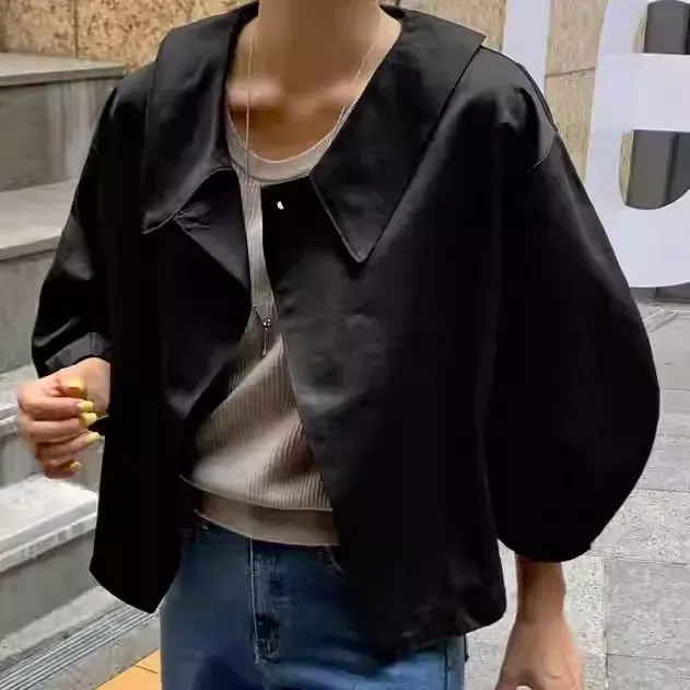 骨格ウェーブ 美シルエット 襟付き ライトアウター