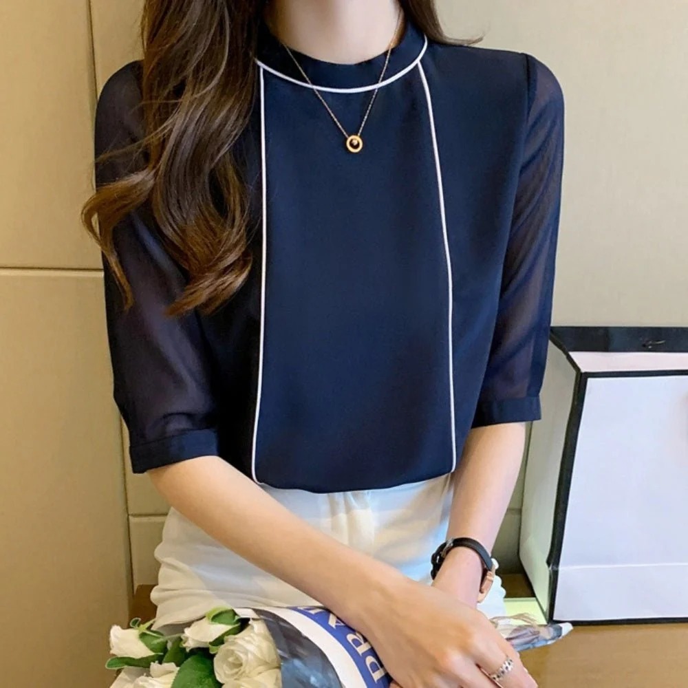 骨格ウェーブ 華奢見せ シアー五分袖ブラウス